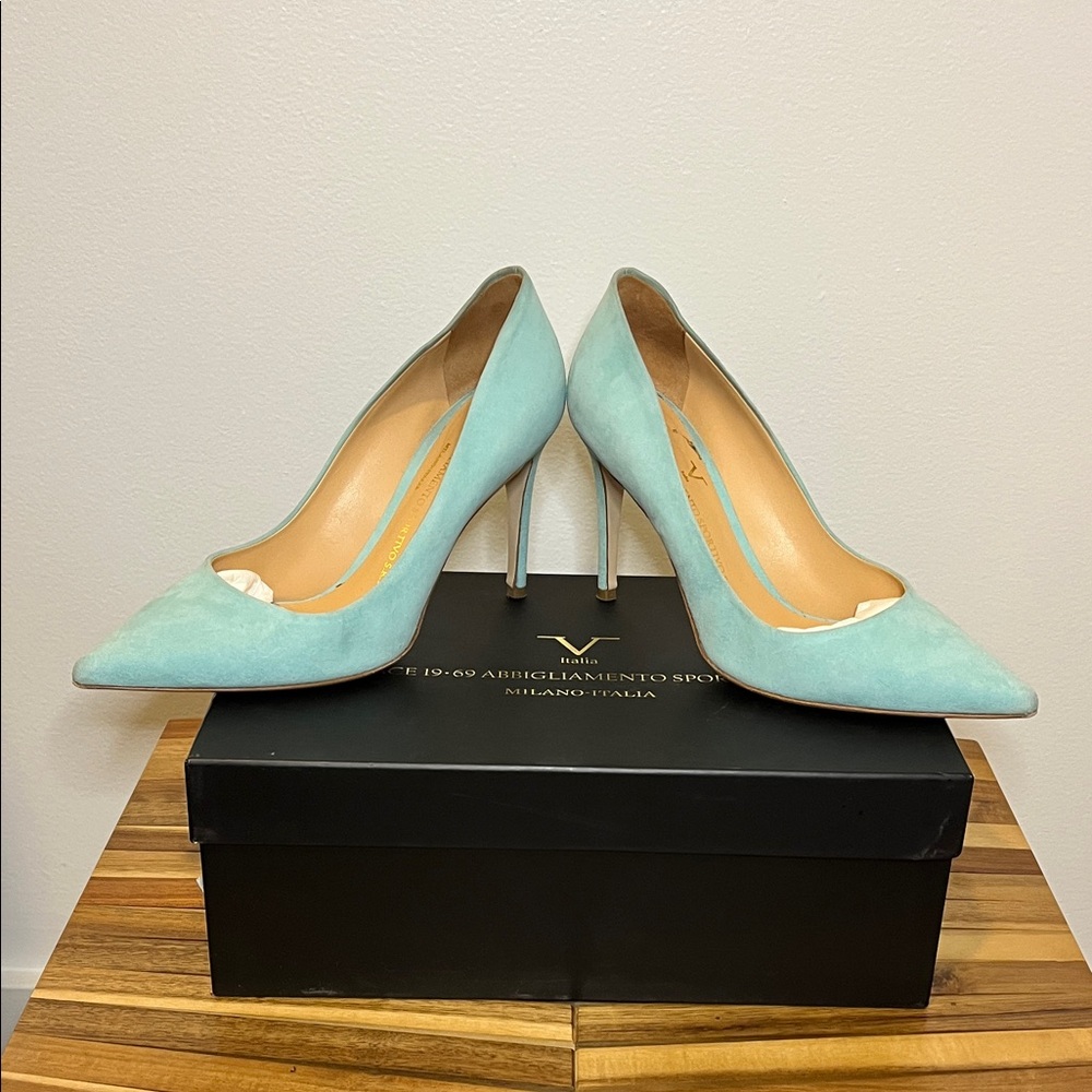 Versace Light Blue Pointed Heels - Picture 5 of 13